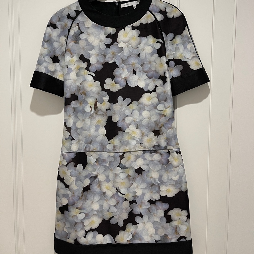 Victoria by Victory Beckham floral Dress